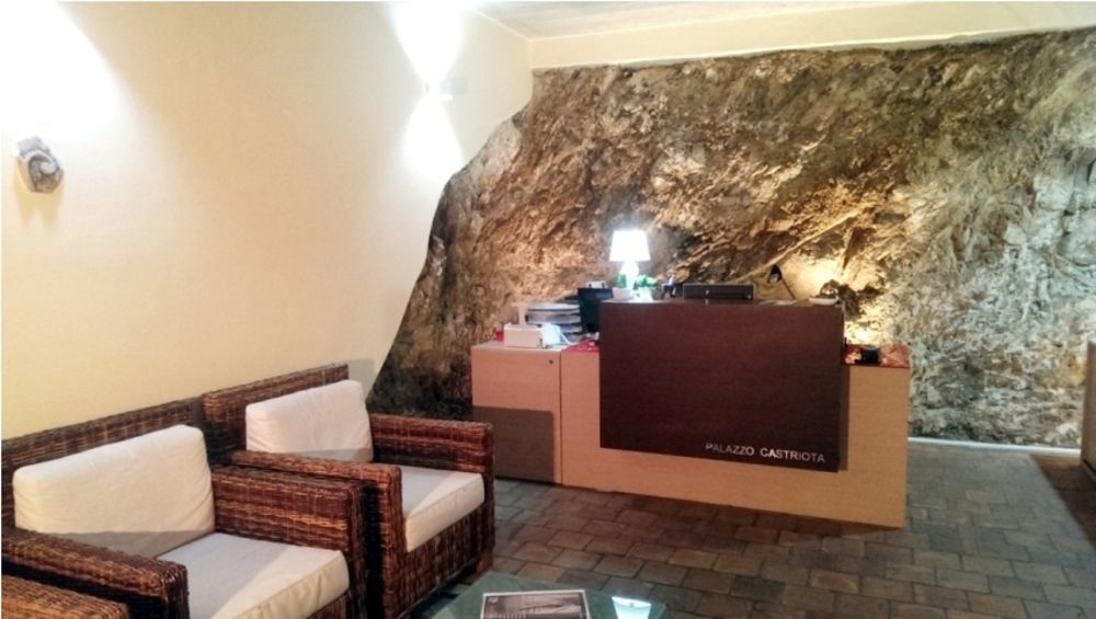 Relais Hotel Palazzo Castriota Корильяно-Калабро Экстерьер фото